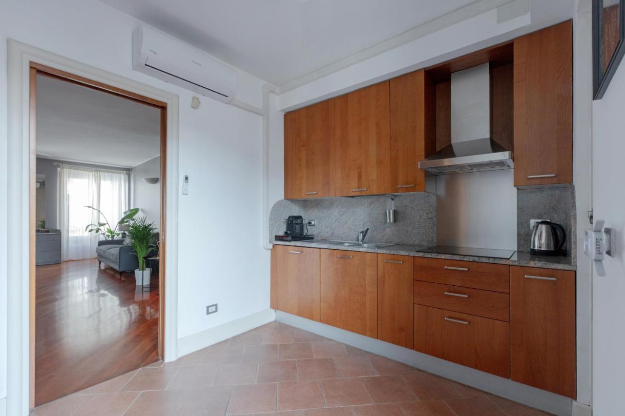 Attico In Piazza Duomo Apartamento Milão Exterior foto